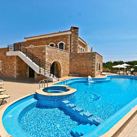 ואמוס Liberta Villas מראה חיצוני תמונה