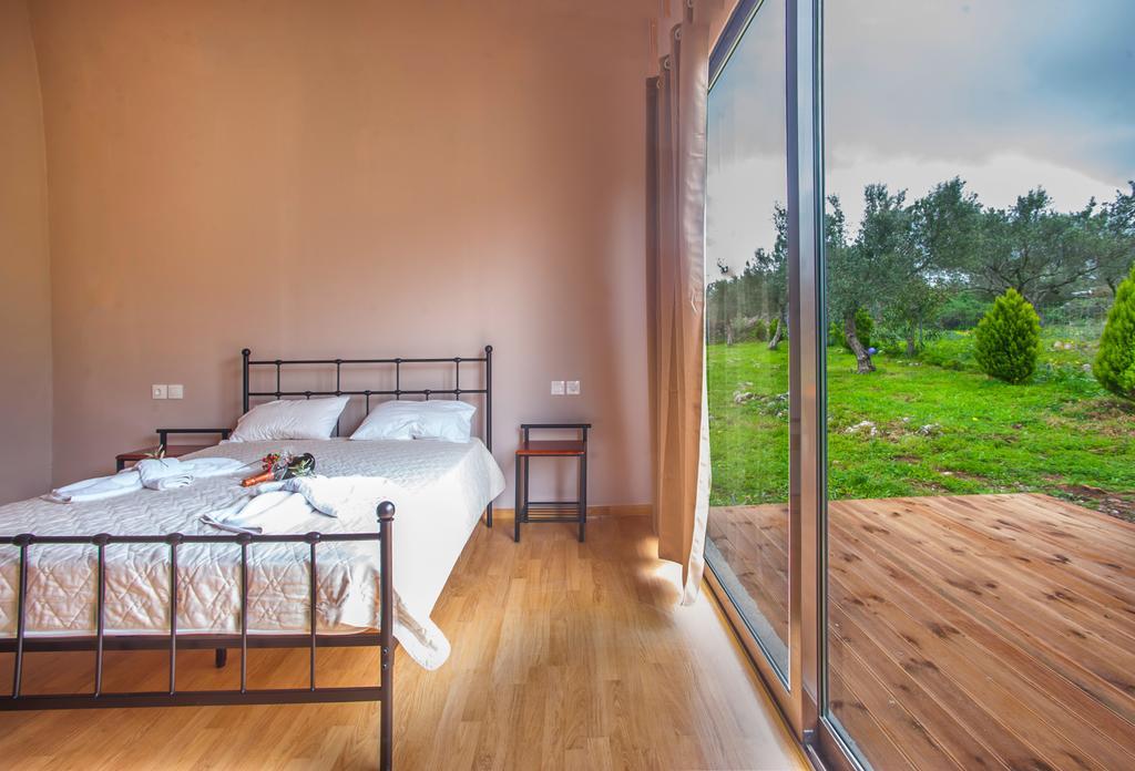 ואמוס Liberta Villas מראה חיצוני תמונה